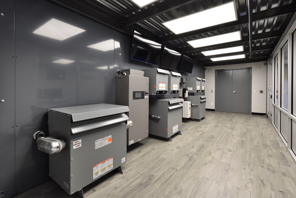 Sala de electricidad para la calidad d la energía